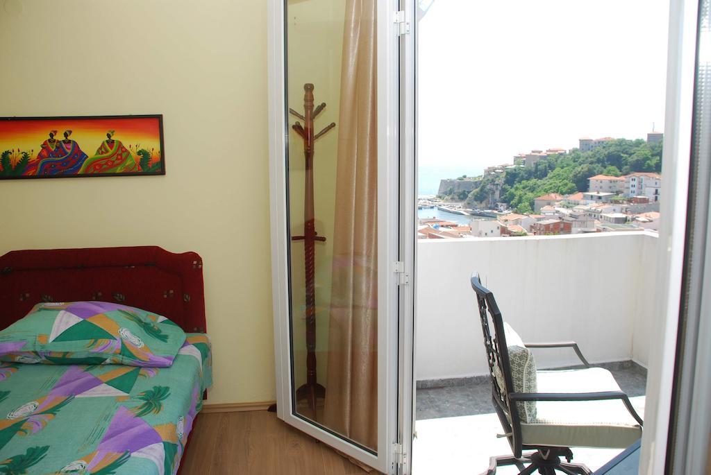 Apartments Ismy Ulcinj Habitación foto
