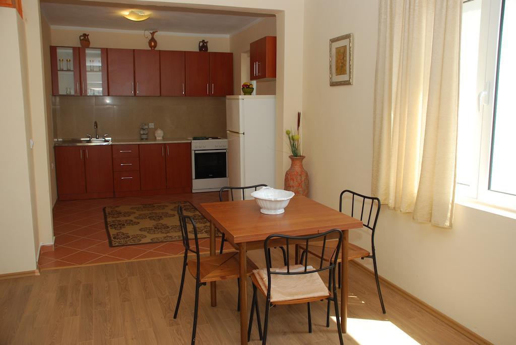 Apartments Ismy Ulcinj Habitación foto